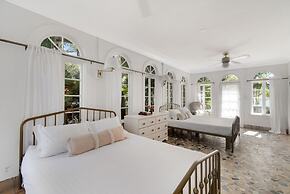 Roami at Mimosa Manor