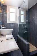 Platanos Cycladic House