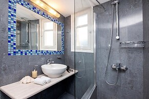 Platanos Cycladic House