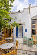 Platanos Cycladic House