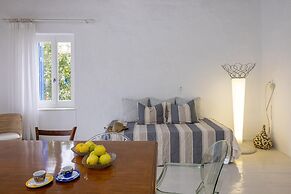 Platanos Cycladic House
