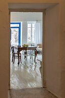 Platanos Cycladic House