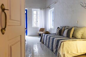 Platanos Cycladic House