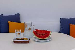 Nemelo Beach House in Panormos