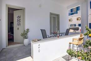 Mellow Mood Tinos Town