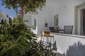 Mellow Mood Tinos Town