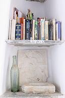 Daphnis the Artist s House