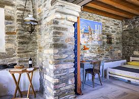 Delphis the Artist s House