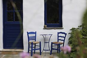 Delphis the Artist s House