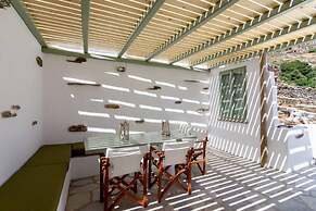 Iakovos Summer House