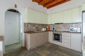 Iakovos Summer House