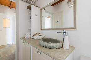 Iakovos Summer House