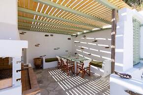 Iakovos Summer House