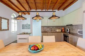 Iakovos Summer House