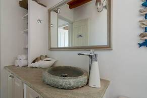 Iakovos Summer House