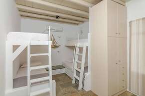 Iakovos Summer House