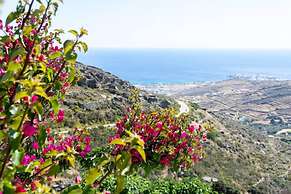 Iakovos Summer House