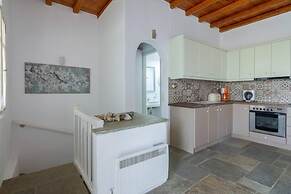 Iakovos Summer House