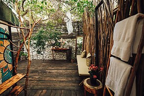 NUNUM-Luxury Tenting