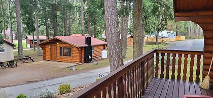 Riverbend Cottages & RV Resort