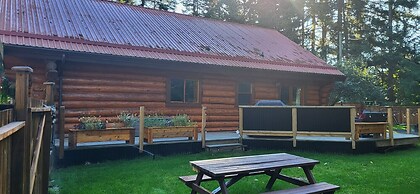 Riverbend Cottages & RV Resort