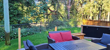 Riverbend Cottages & RV Resort