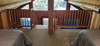 Riverbend Cottages & RV Resort