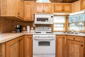 Riverbend Cottages & RV Resort