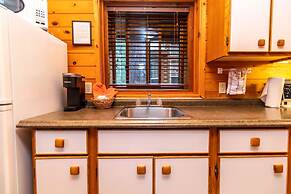 Riverbend Cottages & RV Resort