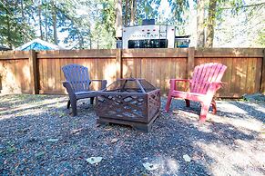 Riverbend Cottages & RV Resort