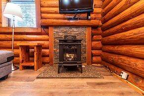 Riverbend Cottages & RV Resort