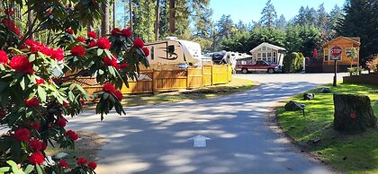 Riverbend Cottages & RV Resort