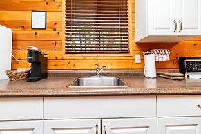 Riverbend Cottages & RV Resort