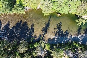 Riverbend Cottages & RV Resort