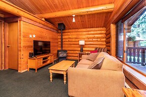 Riverbend Cottages & RV Resort