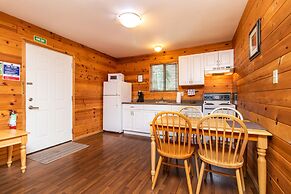 Riverbend Cottages & RV Resort