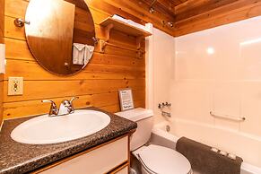 Riverbend Cottages & RV Resort