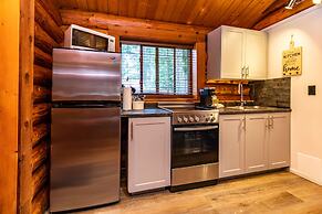 Riverbend Cottages & RV Resort