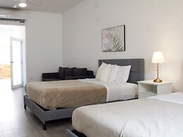Villas at Auxilio Mutuo 105