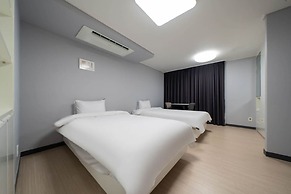 Myeongga Ubleth Hotel