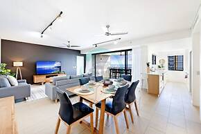 ZEN OCEANIA - 2 Bedroom Ocean View