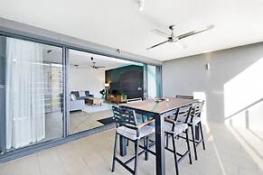 ZEN OCEANIA - 2 Bedroom Ocean View