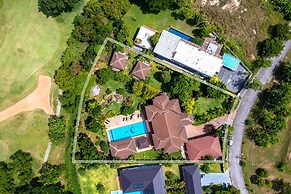 Large 6 Bed Luxury Villa on the Golf Course (PHJ)
