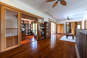 Large 6 Bed Luxury Villa on the Golf Course (PHJ)