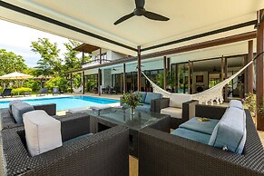 Large 6 Bed Luxury Villa on the Golf Course (PHJ)