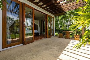 Large 6 Bed Luxury Villa on the Golf Course (PHJ)