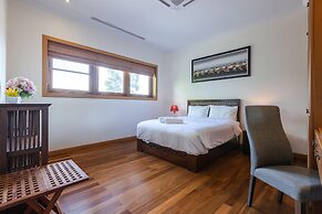 Large 6 Bed Luxury Villa on the Golf Course (PHJ)