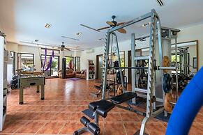 Large 6 Bed Luxury Villa on the Golf Course (PHJ)