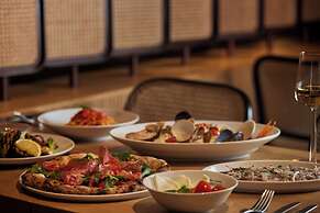 TRUNK HOTEL YOYOGI PARK