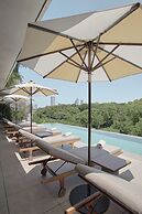 TRUNK HOTEL YOYOGI PARK